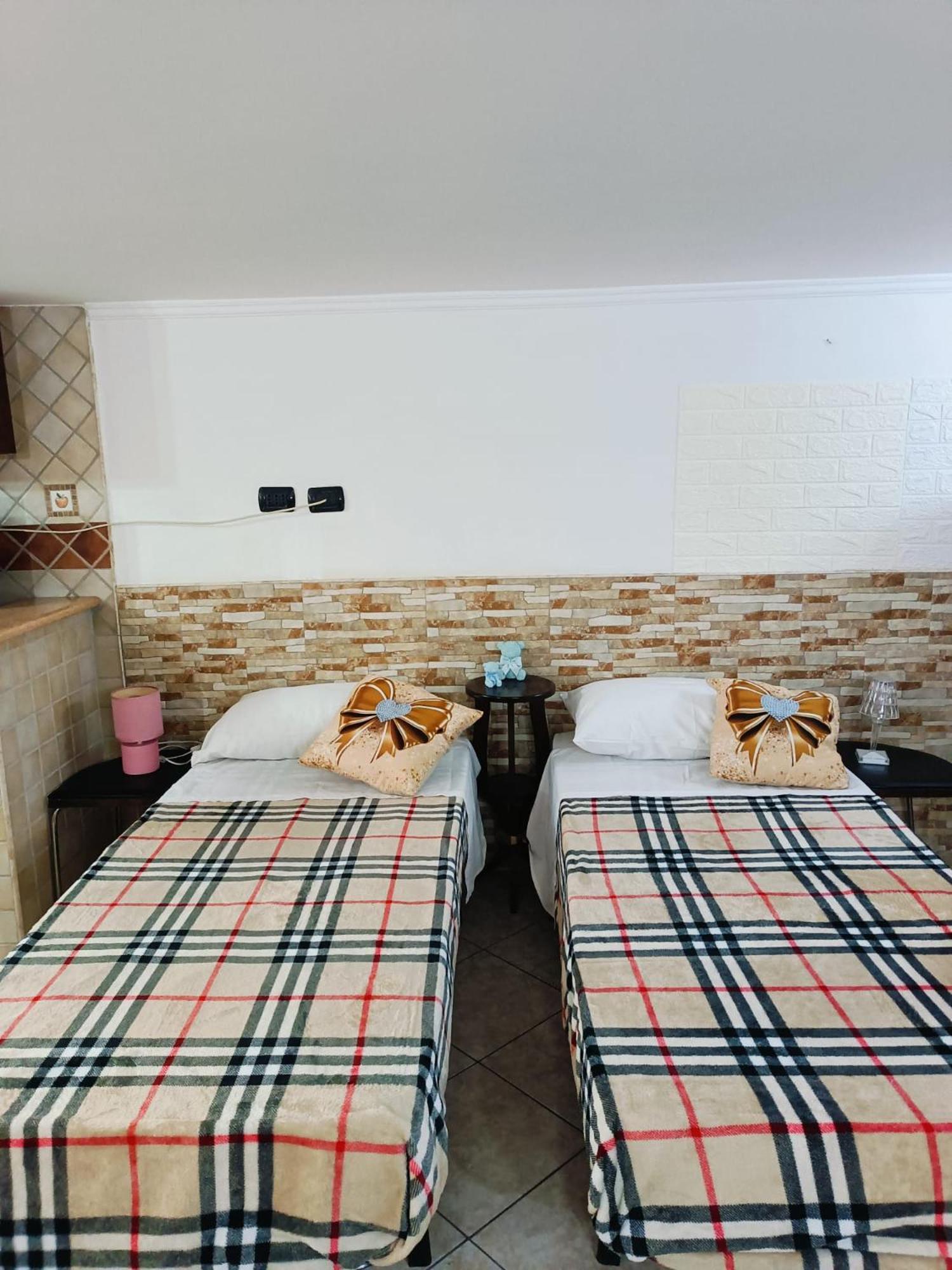 Tasor Historic Center Apartment Наполи Екстериор снимка
